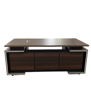 مكتب مدير بلطات