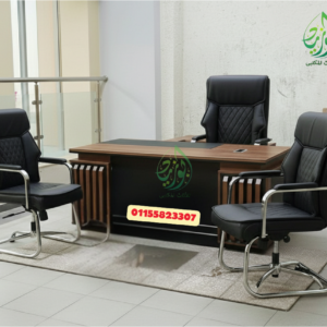 غرفة مكتب مدير طيارة